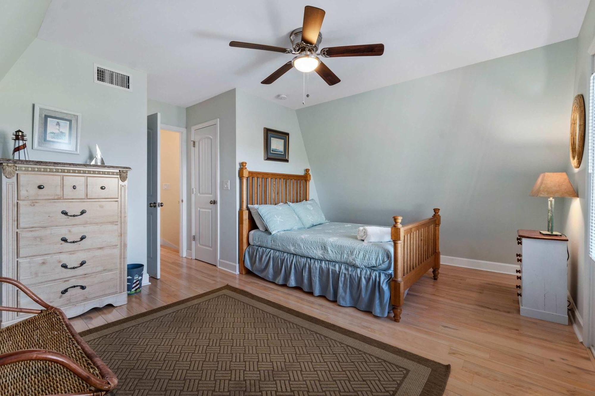 Lighthouse Loft L Marshfront L Walk To Downtown Holiday home