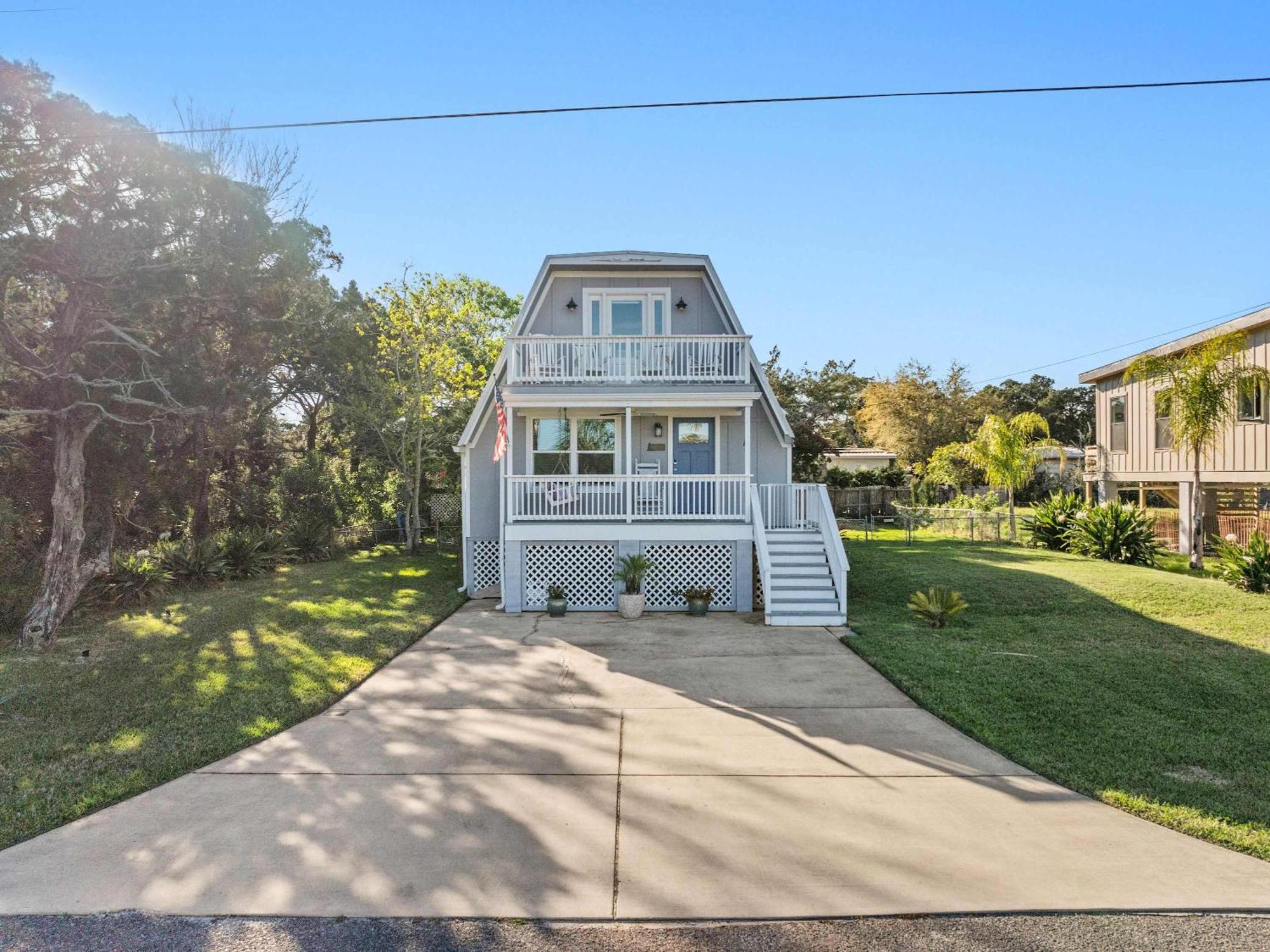 Lighthouse Loft L Marshfront L Walk To Downtown Holiday home *