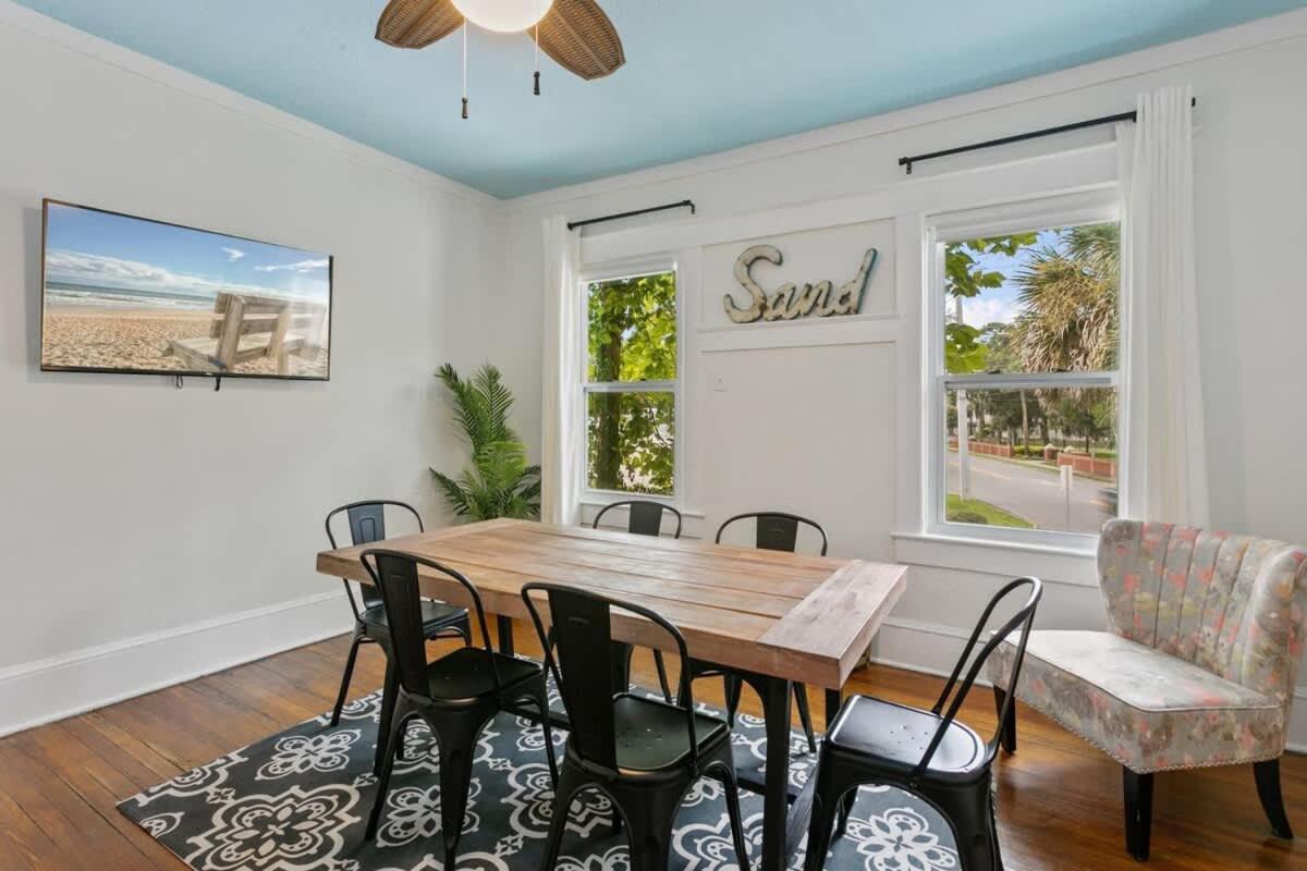 San Marco Duplex W Backyard Bbq & Firepit Holiday home *