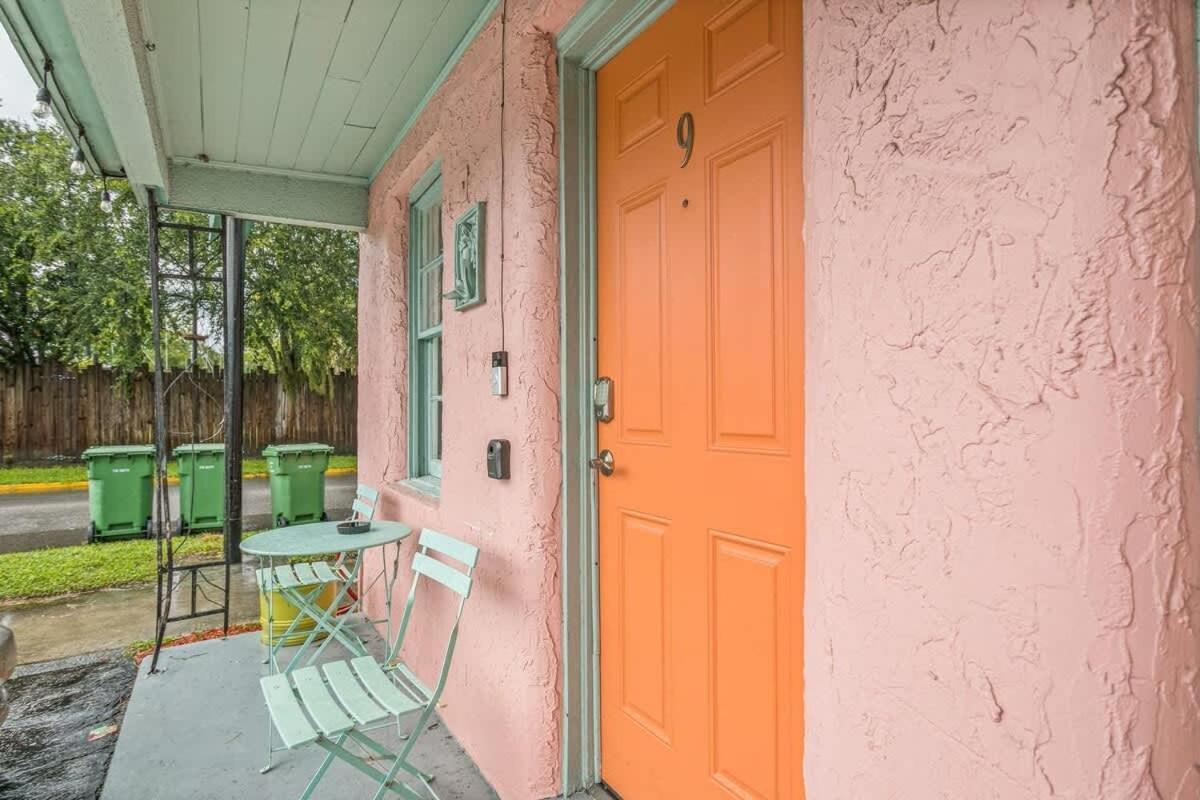 Travel Back To The 50s- Renovated Gem *