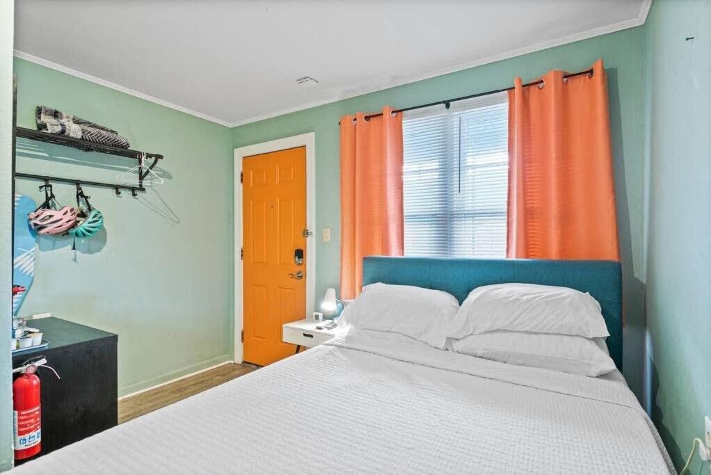 Inn Dive Into The 50s- Restored In St Augustine