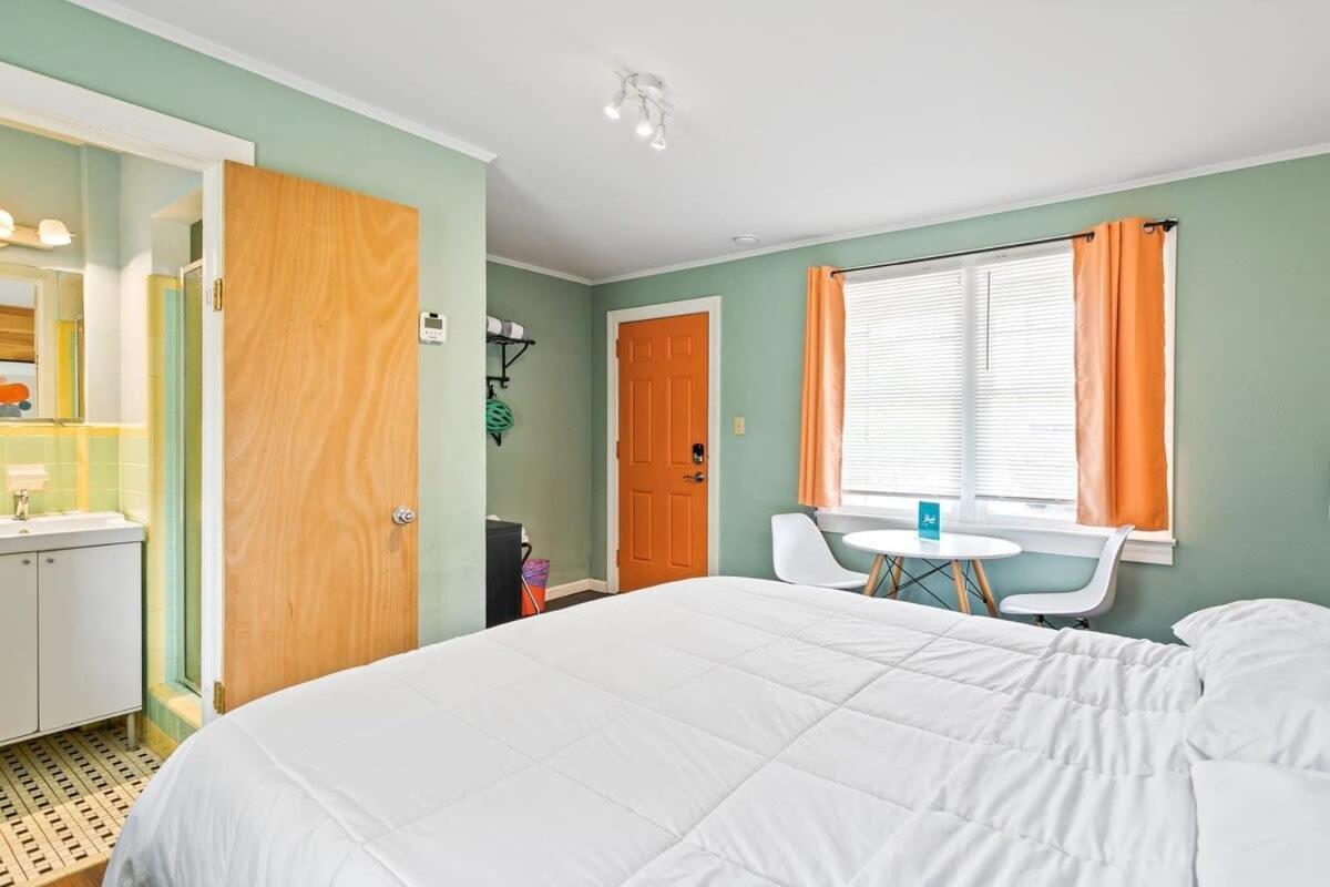 Classic Charm- Retro 1950s In St Augustine *