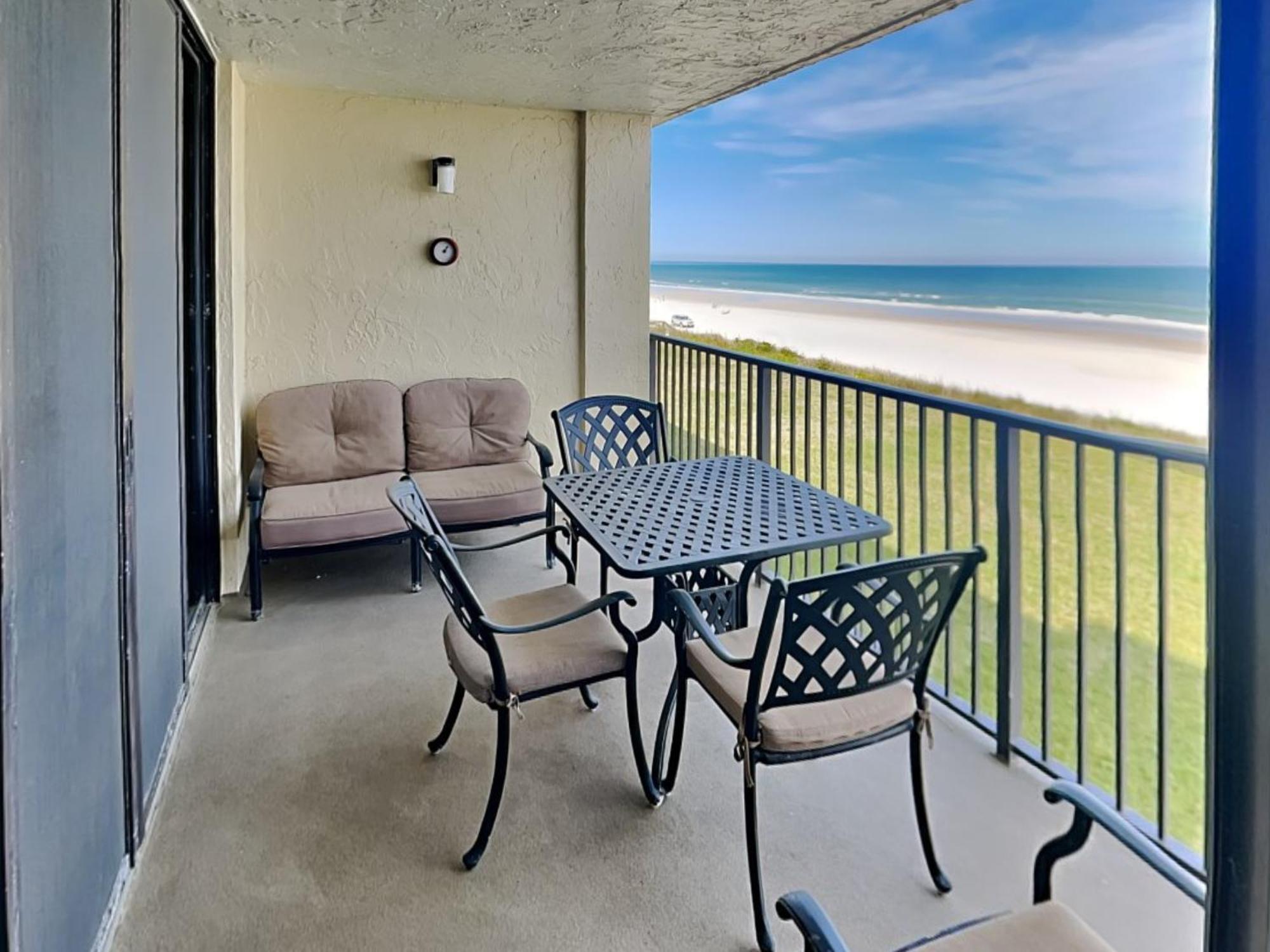 Apartment Dollar Ii 207
