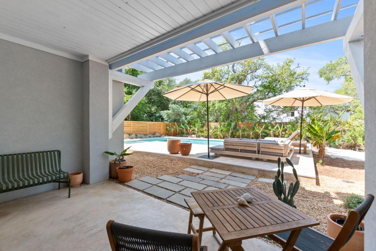 Holiday home The Blue Refuge - Pool And