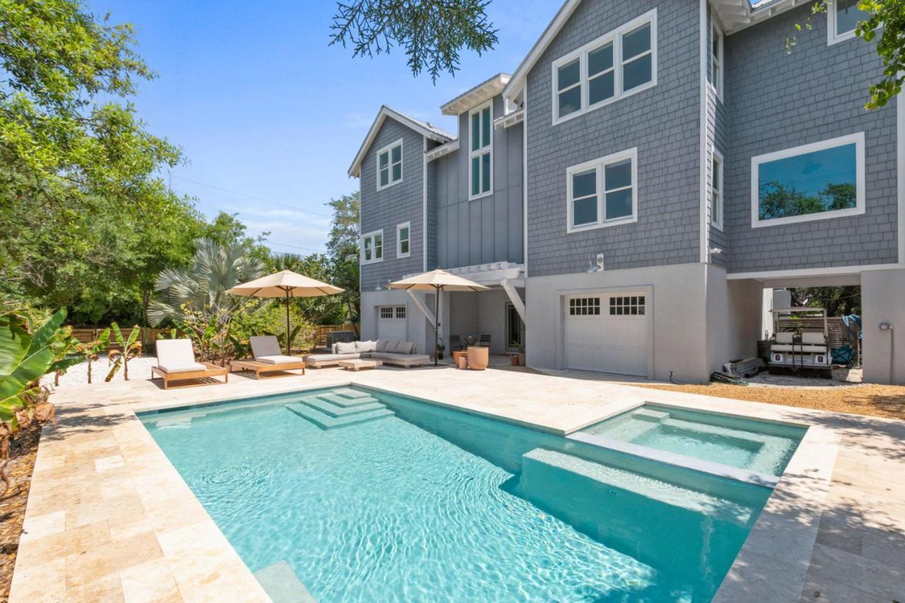 The Blue Refuge - Pool And St. Augustine
