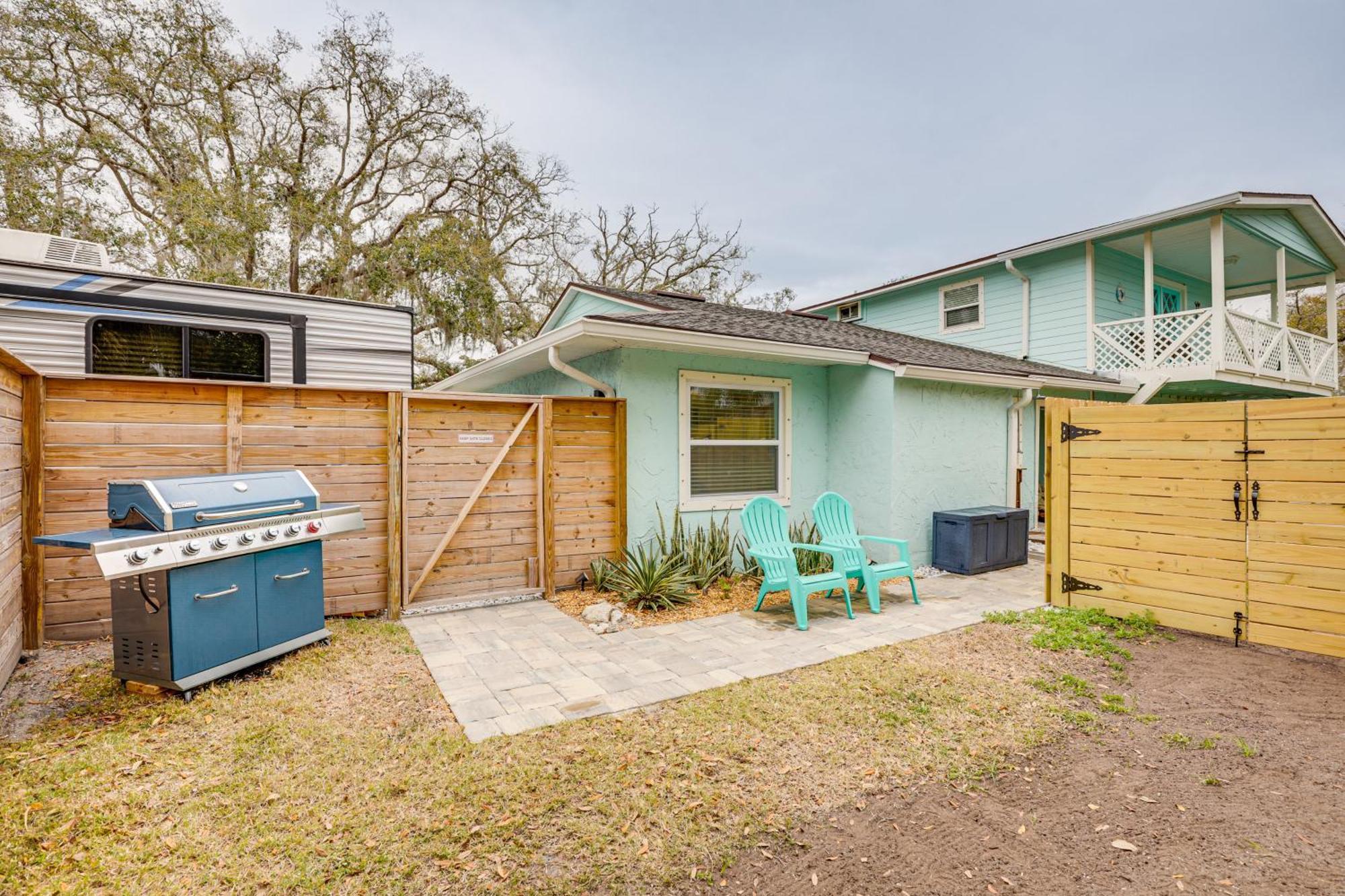 Apartment Walk To Getaway With Fire Pit In St Augustine