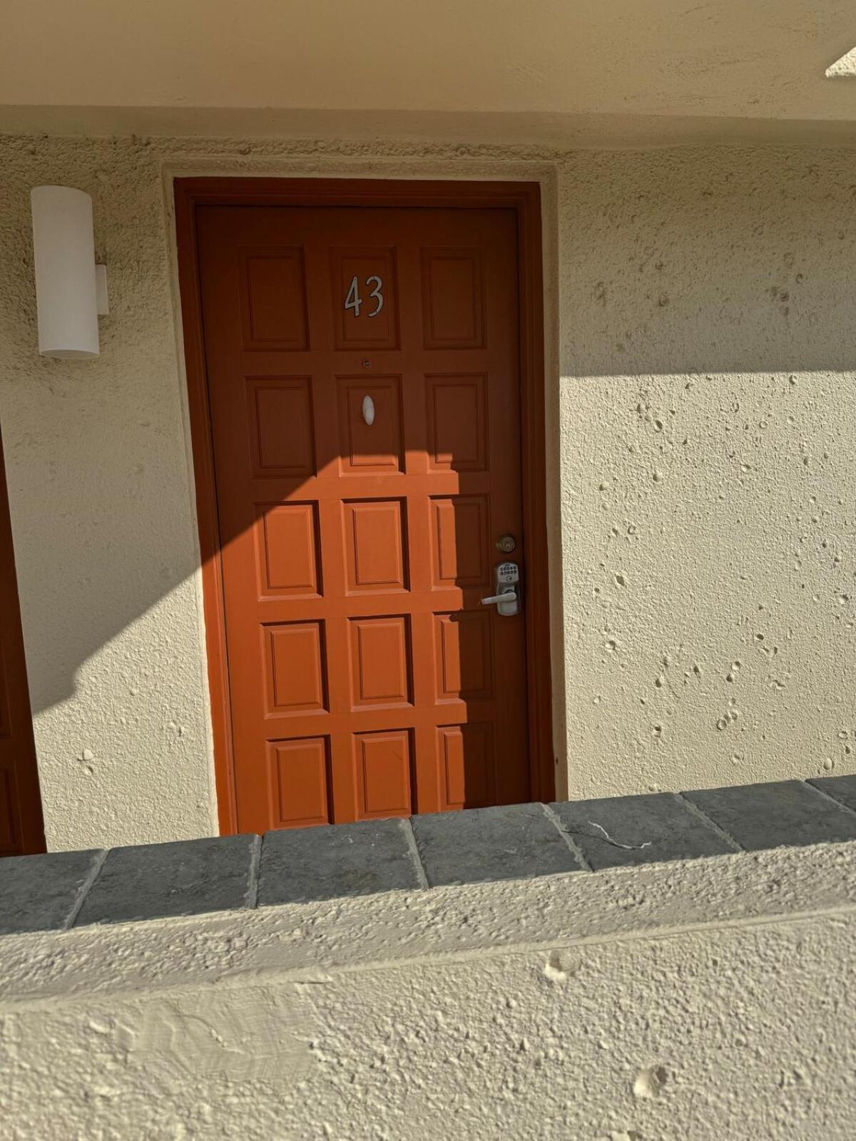 Beautiful Ocean Side 2 Bedroom With Pool