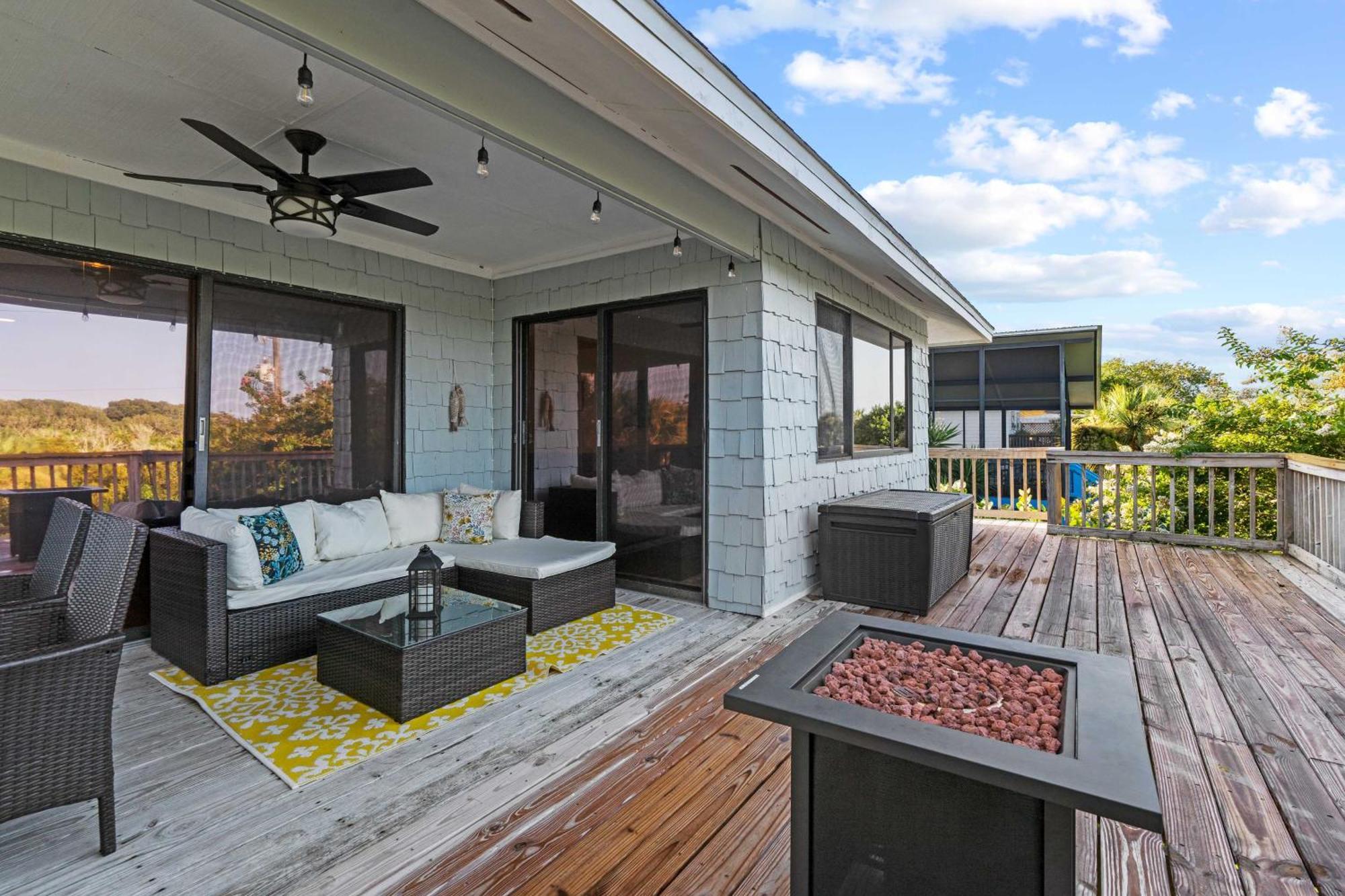 Holiday home With Private Hot Tub Less Than 1 Mi To Butler Beach! St. Augustine