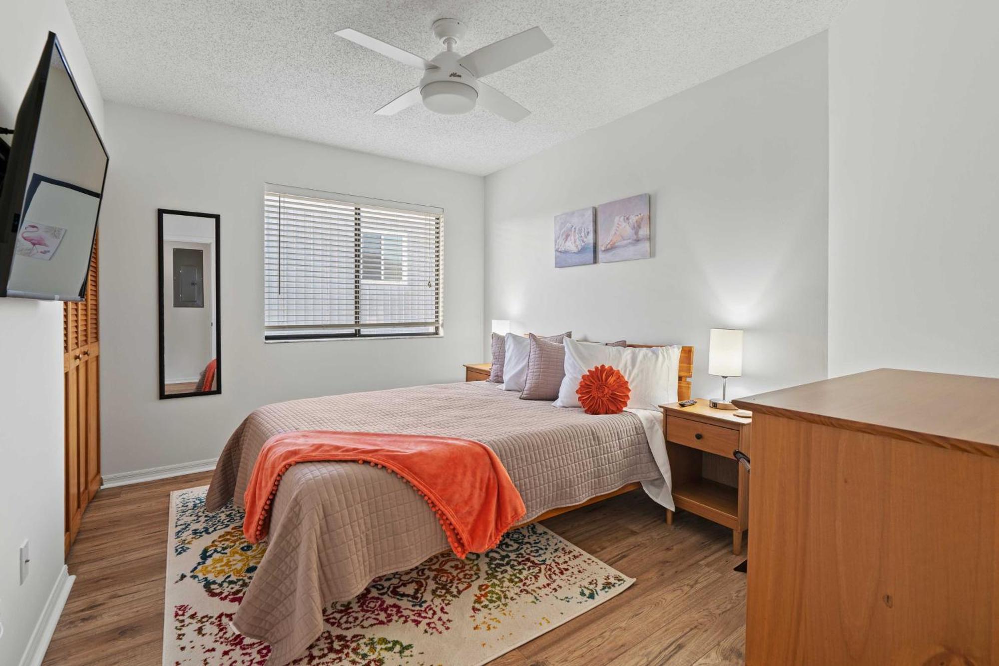 With Private Hot Tub Less Than 1 Mi To Butler Beach! Holiday home St. Augustine