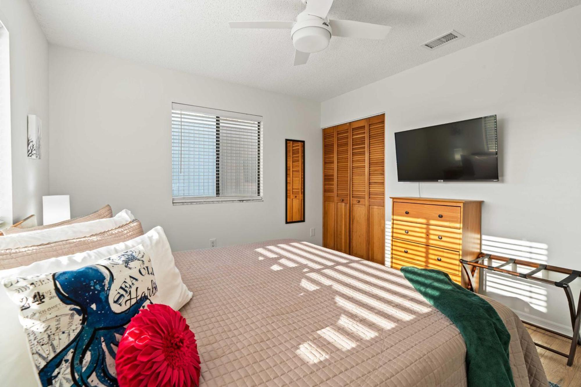 Holiday home With Private Hot Tub Less Than 1 Mi To Butler Beach! *