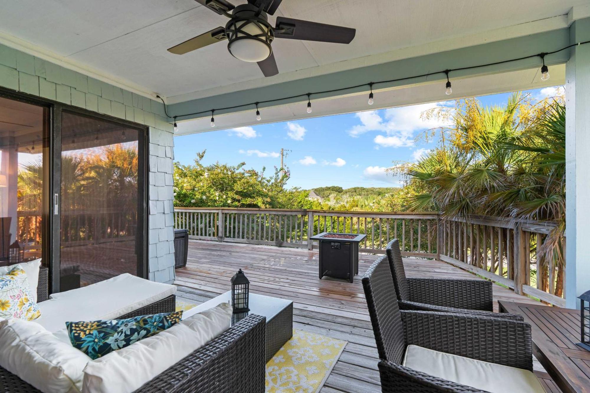 With Private Hot Tub Less Than 1 Mi To Butler Beach! *