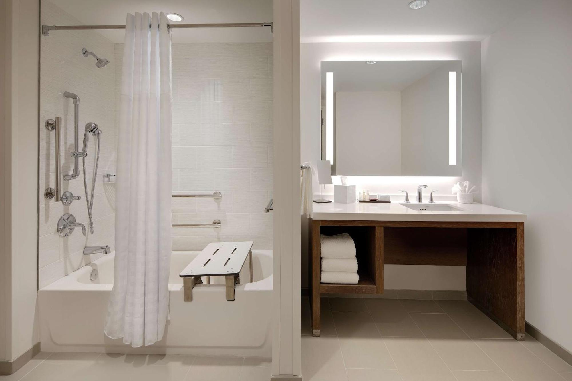 Resort Embassy St Augustine Oceanfront 4*