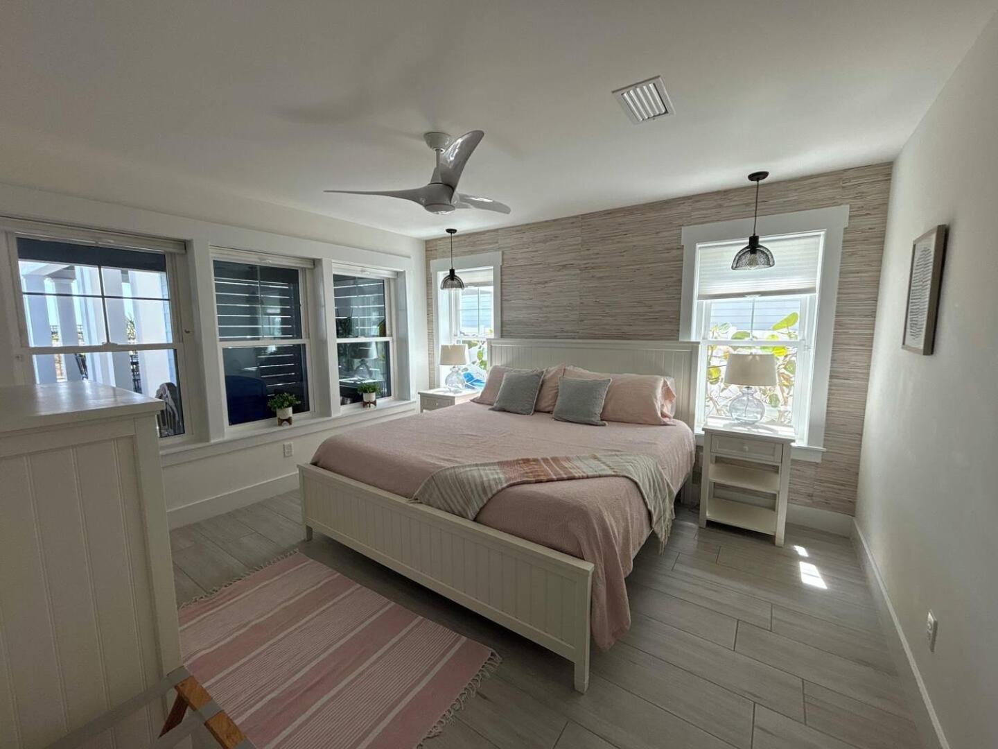 Enchanting Beachfront House With Luxury Pool & Hot Tub And Direct Oceanfront St. Augustine