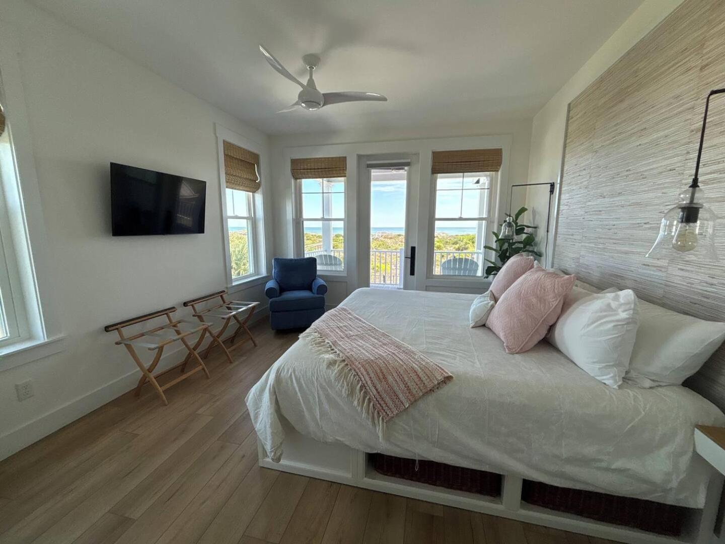Holiday home Enchanting Beachfront House With Luxury Pool & Hot Tub And Direct Oceanfront St. Augustine