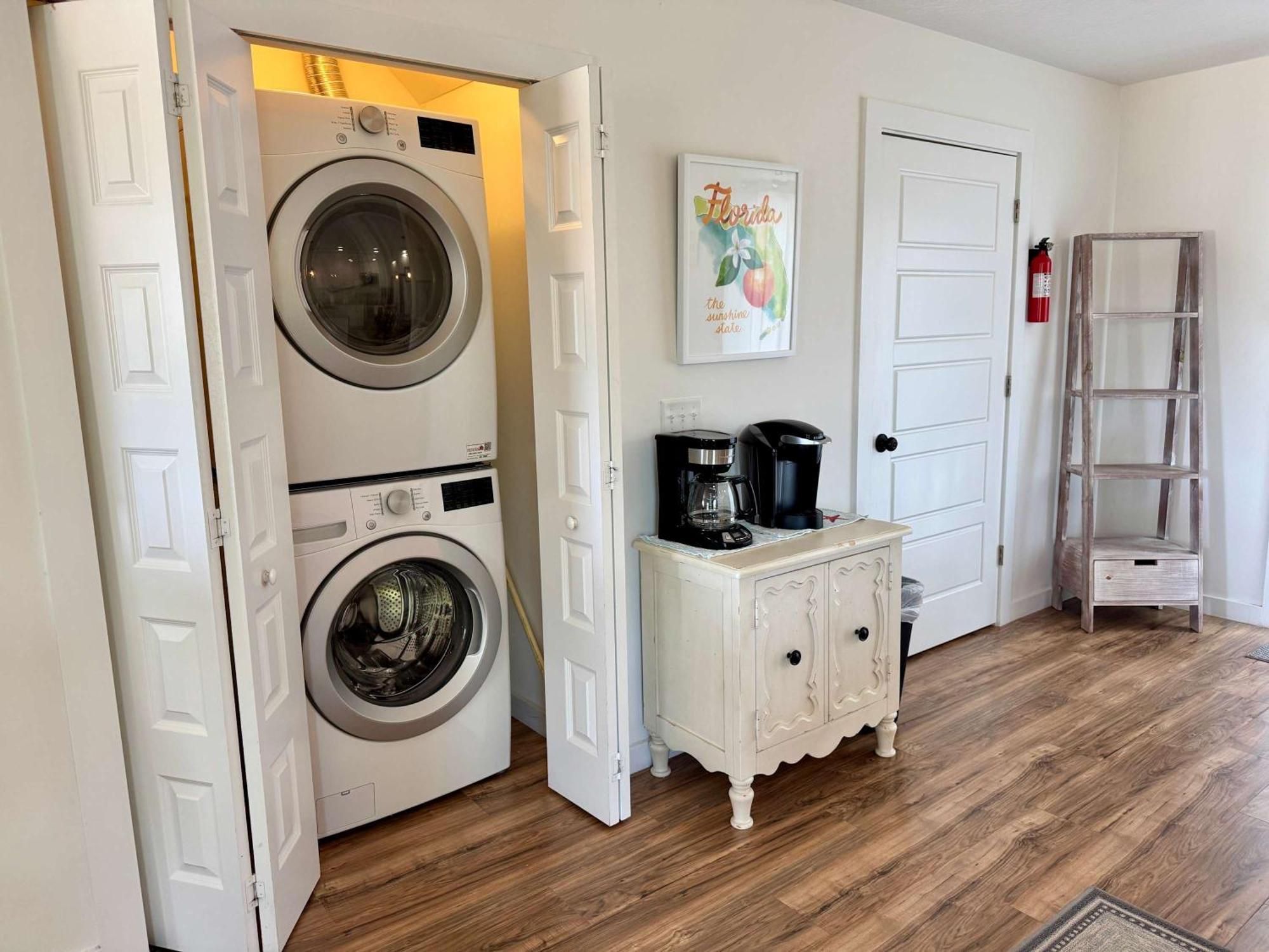 Sunshine Lane L Heated Pool L Walk To Holiday home St. Augustine