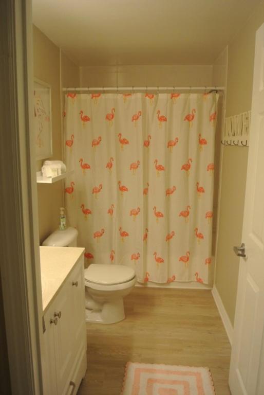 I33 - Ocean Village Club *