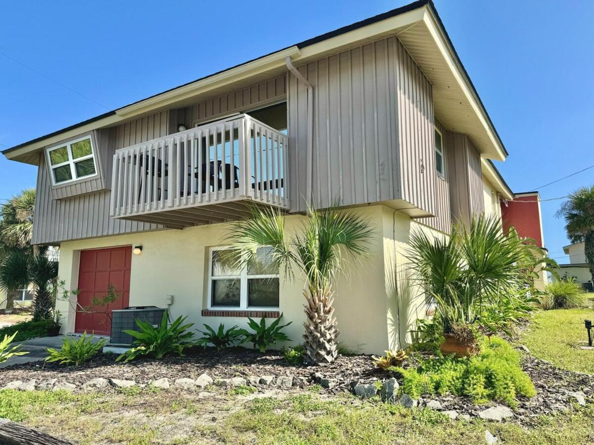 Holiday home Steps From Ocean Historic Shrimpers House *