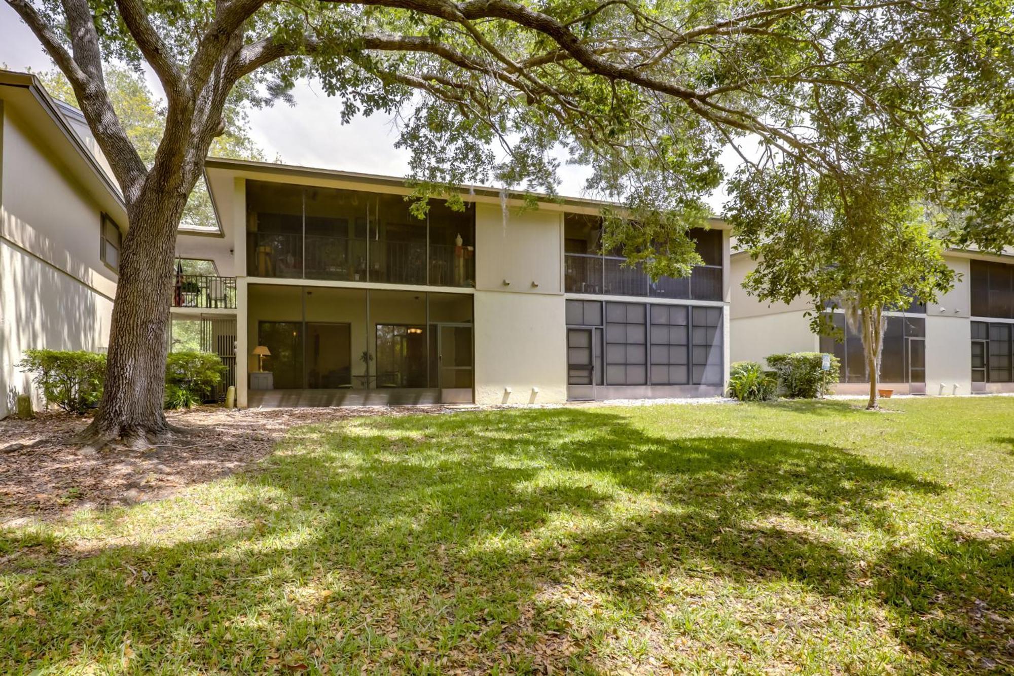 St Augustine With Screened Porch, Pool Access! *