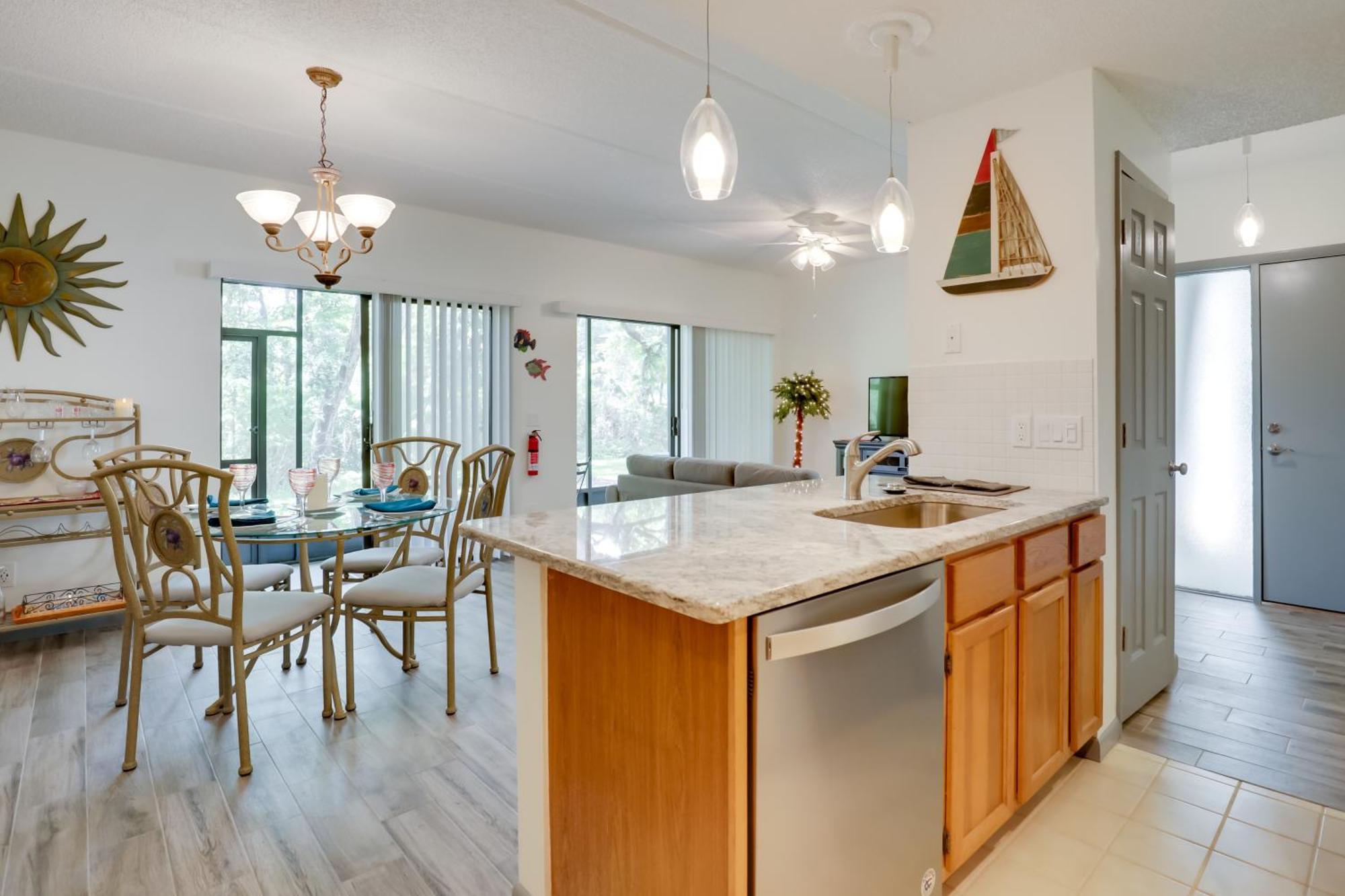 St Augustine With Screened Porch, Pool Access! Apartment St. Augustine