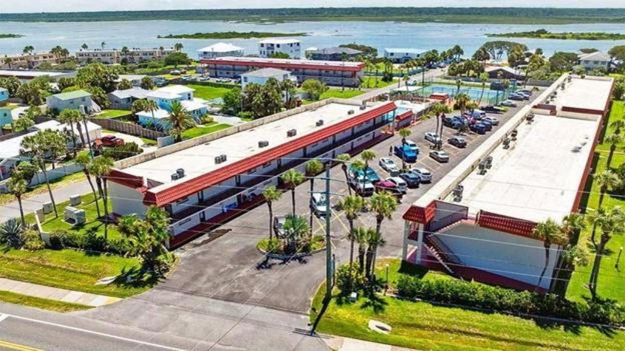 Pelican Inlet D228 Holiday home
