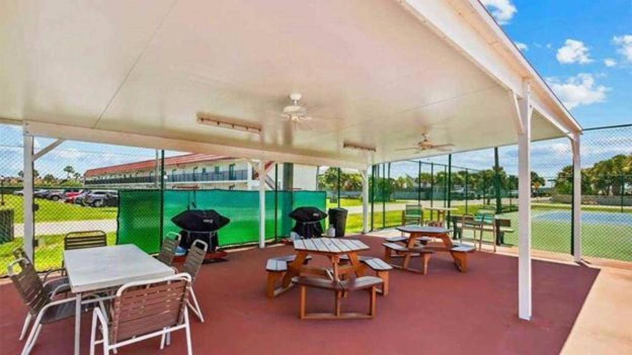 Pelican Inlet D228 Holiday home
