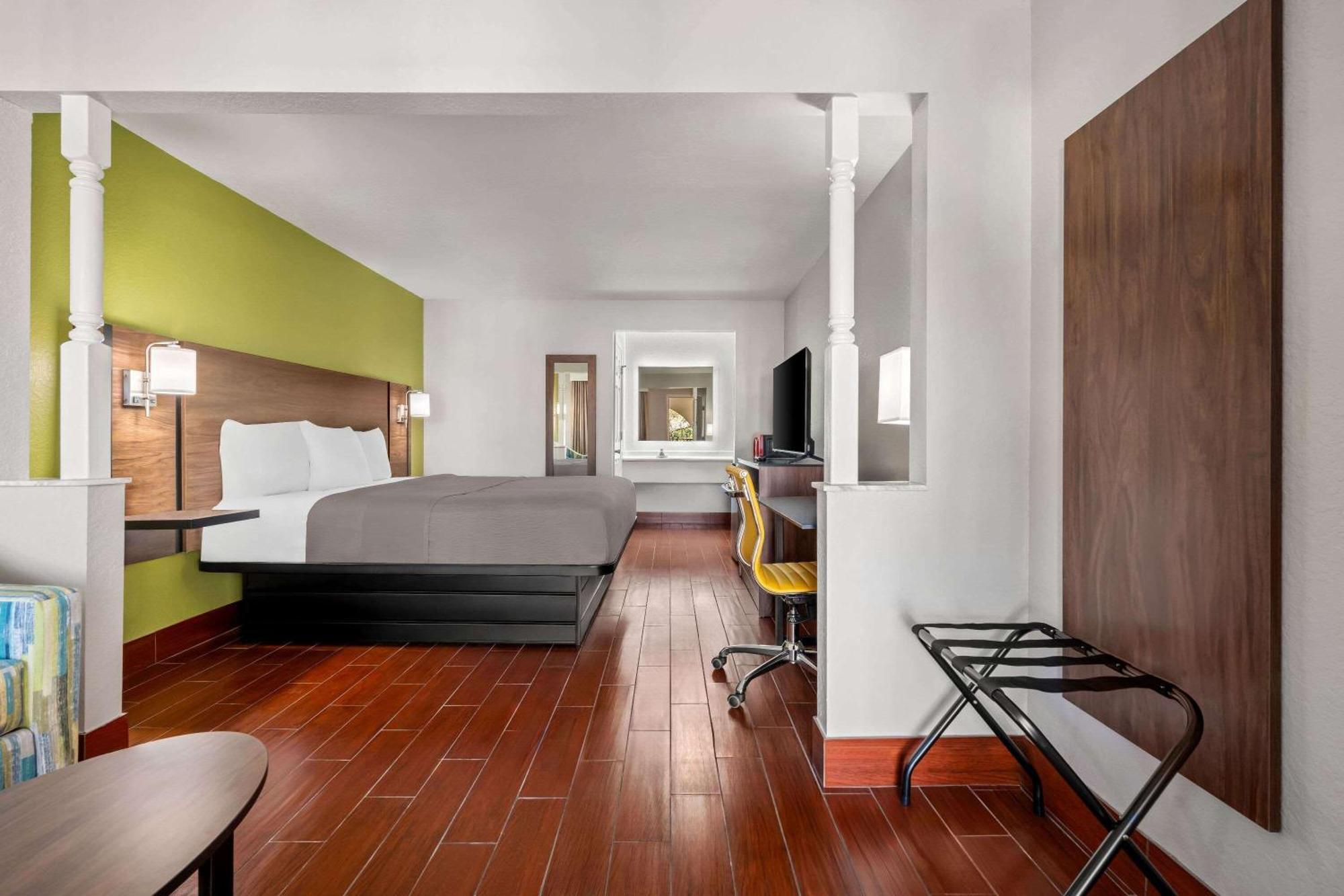 Travelodge By Wyndham & St Augustine - Historic Hotel