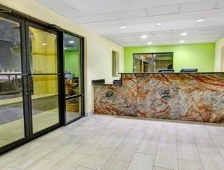 Super 8 By Wyndham 2*