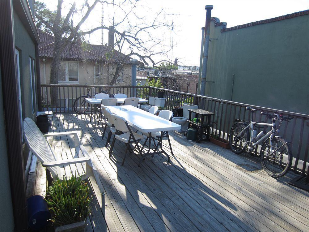 Bed & Breakfast The Pirate Haus 2*