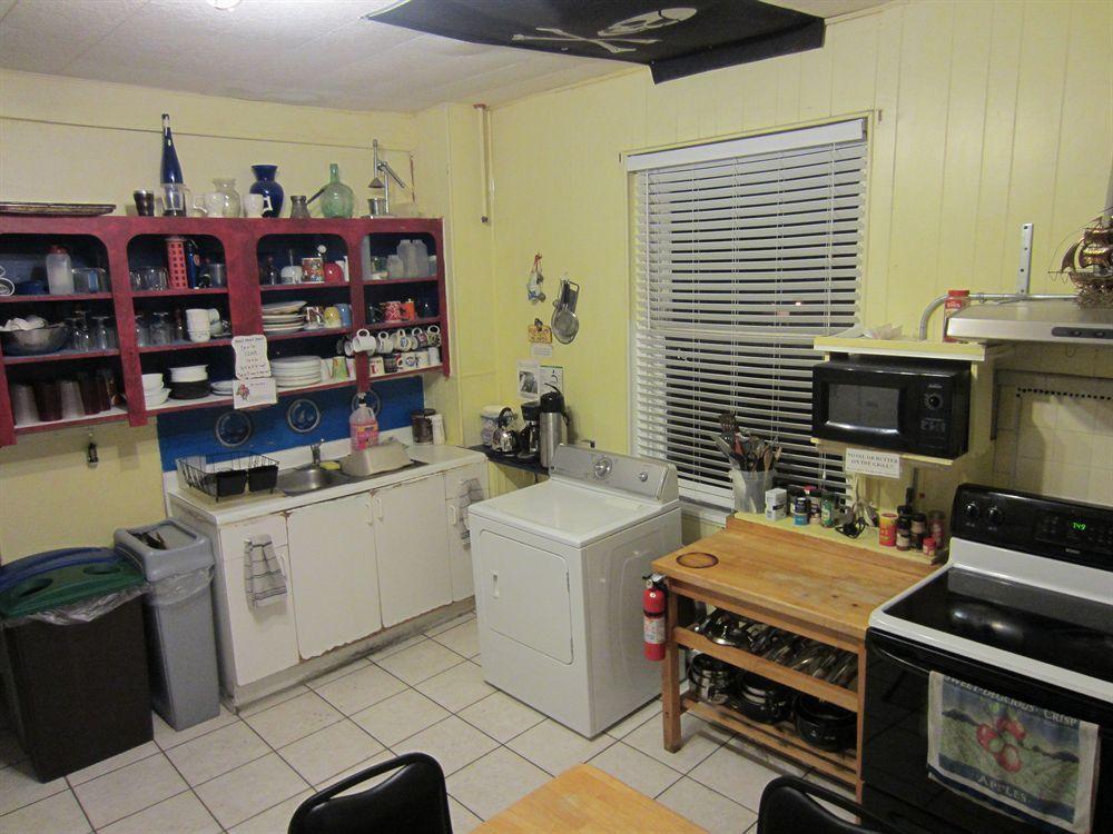 Bed & Breakfast The Pirate Haus 2*