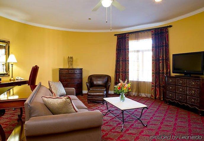 Casa Monica & Spa, Autograph Collection Hotel 4*