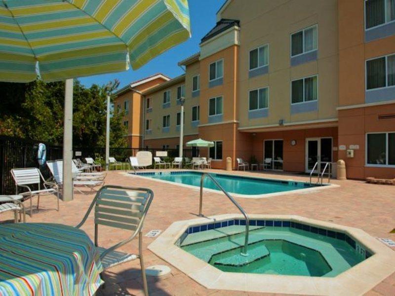 Hotel Fairfield And By Marriott I-95 St. Augustine