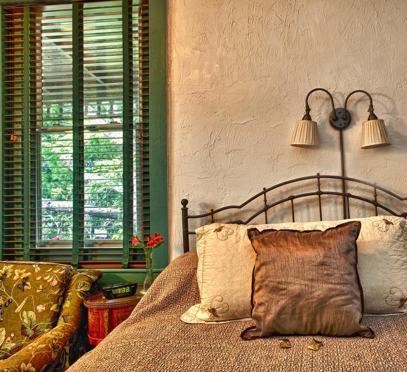 St. Francis - Bed & Breakfast