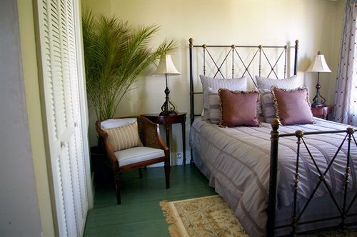 The Kenwood Oldest Bed And Breakfast, St Augustine Historic District