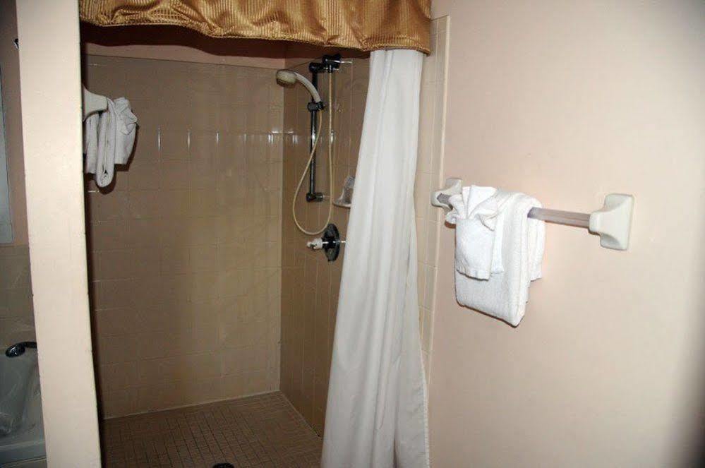 Carriage Way Centennial House - Adult Only- Bed & Breakfast St. Augustine