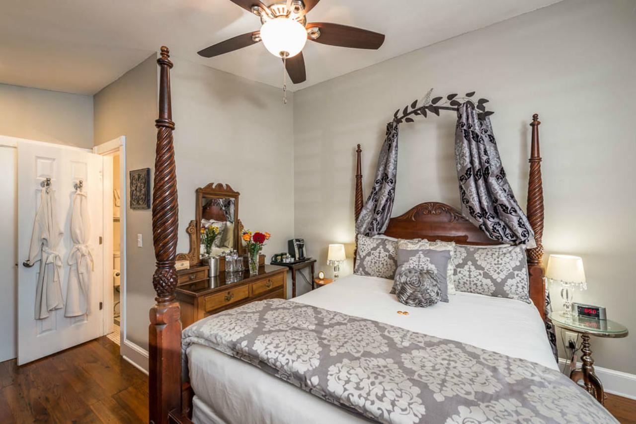 Carriage Way Adults Only - 21 Years Old And Up Bed & Breakfast St. Augustine