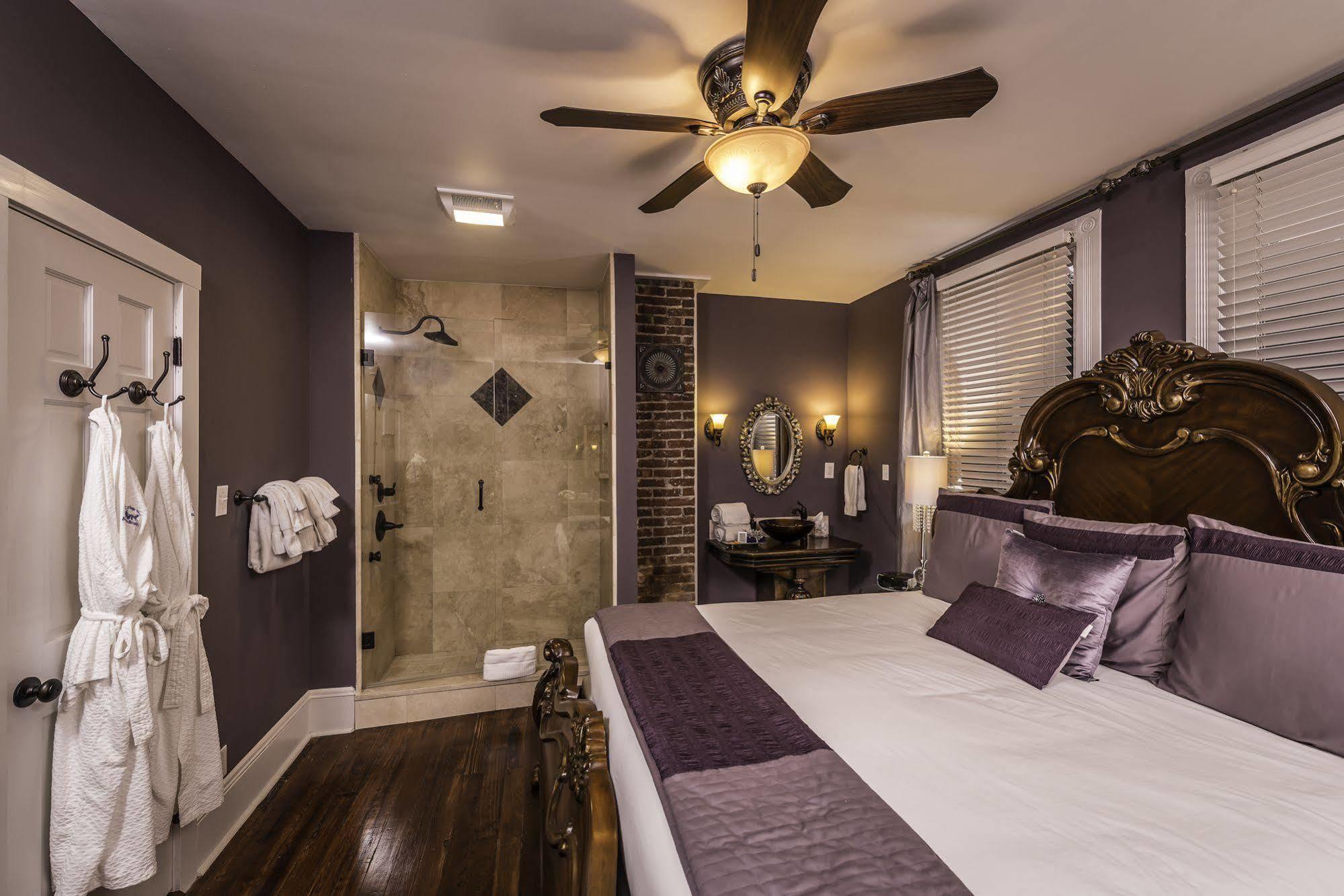 Bed & Breakfast Carriage Way Adults Only - 21 Years Old And Up St. Augustine