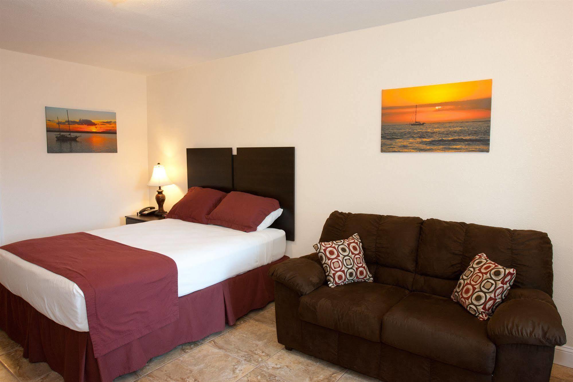 Southern Oaks - Motel