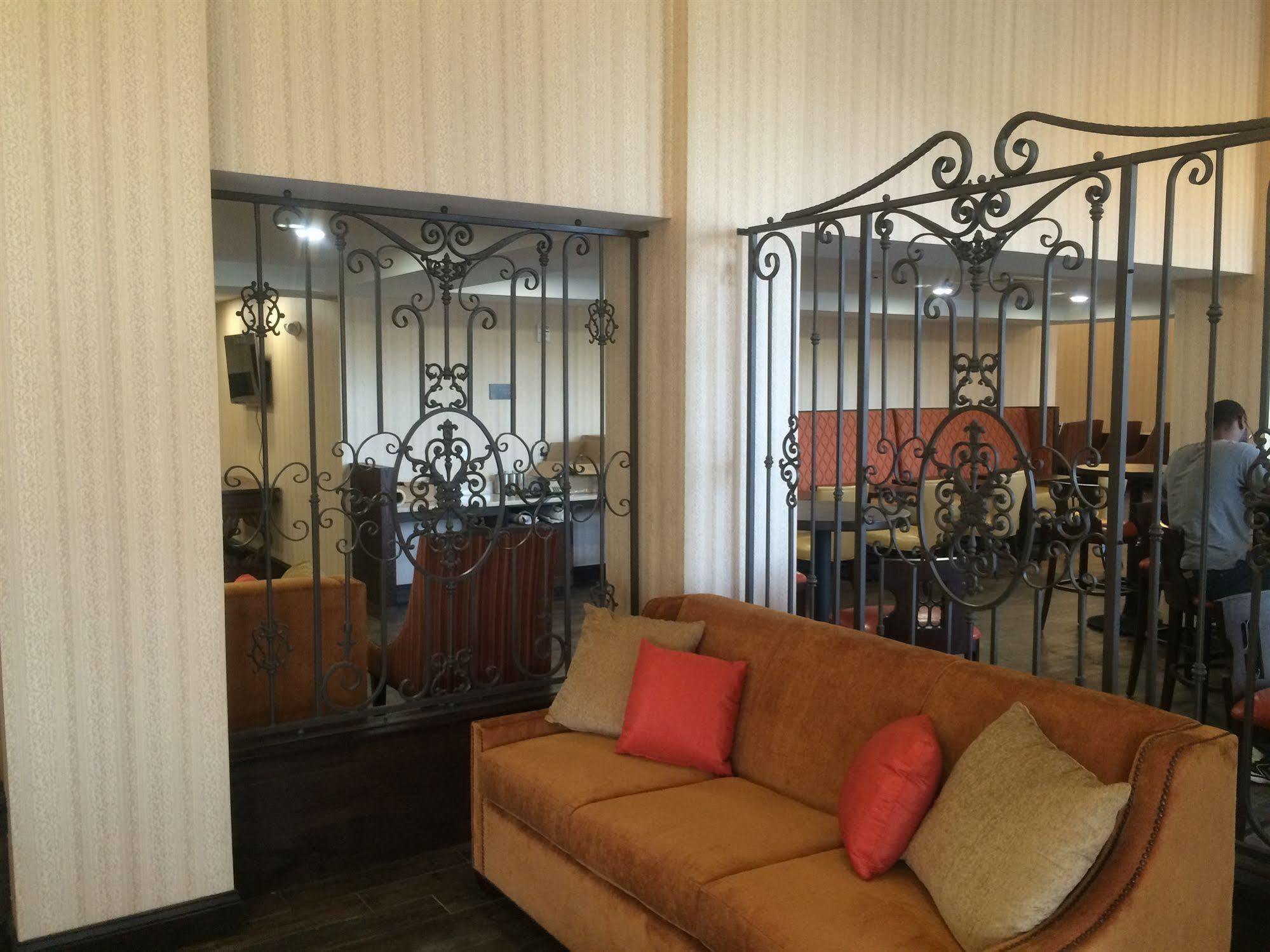 Doubletree By Hilton Historic District