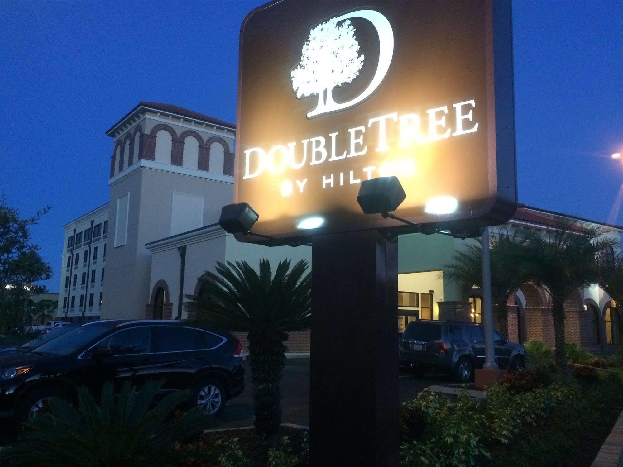 Doubletree By Hilton Historic District Hotel