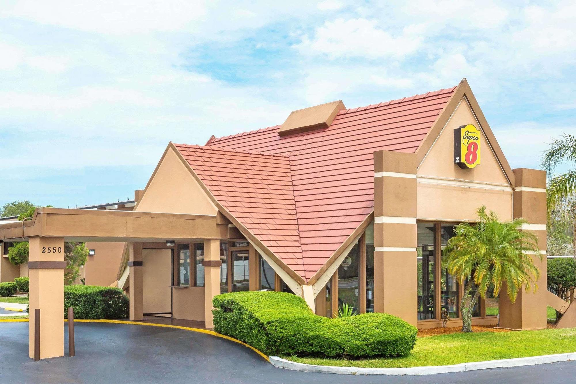 Super 8 By Wyndham 2*