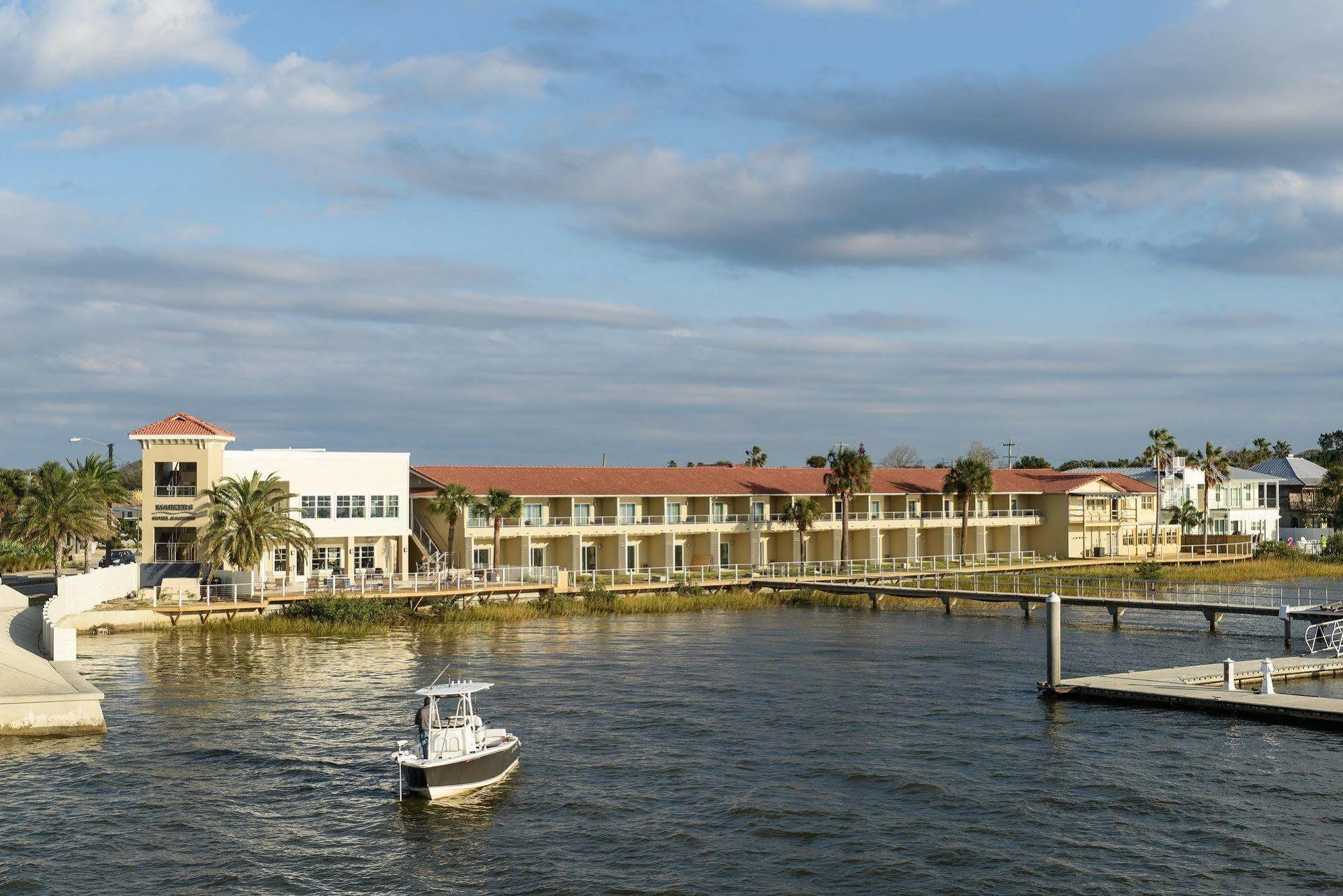 Marker 8 And Marina 3*