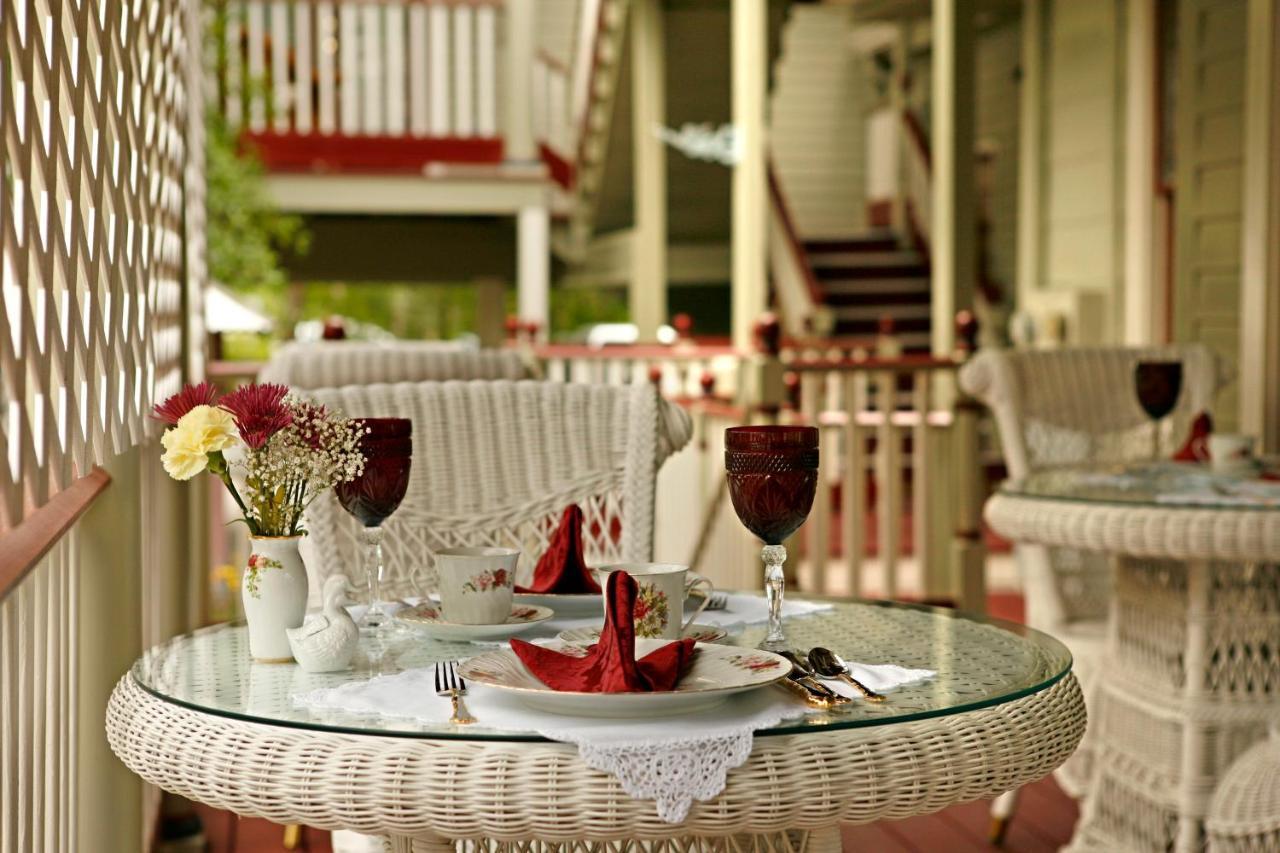 Bed & Breakfast Cedar House 3*