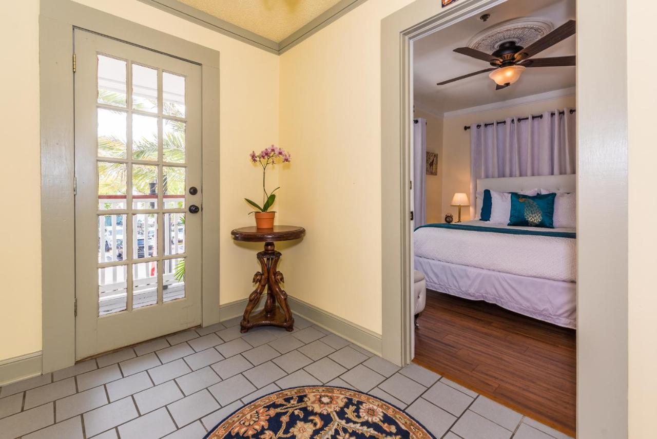 44 Spanish Street (adults Only)