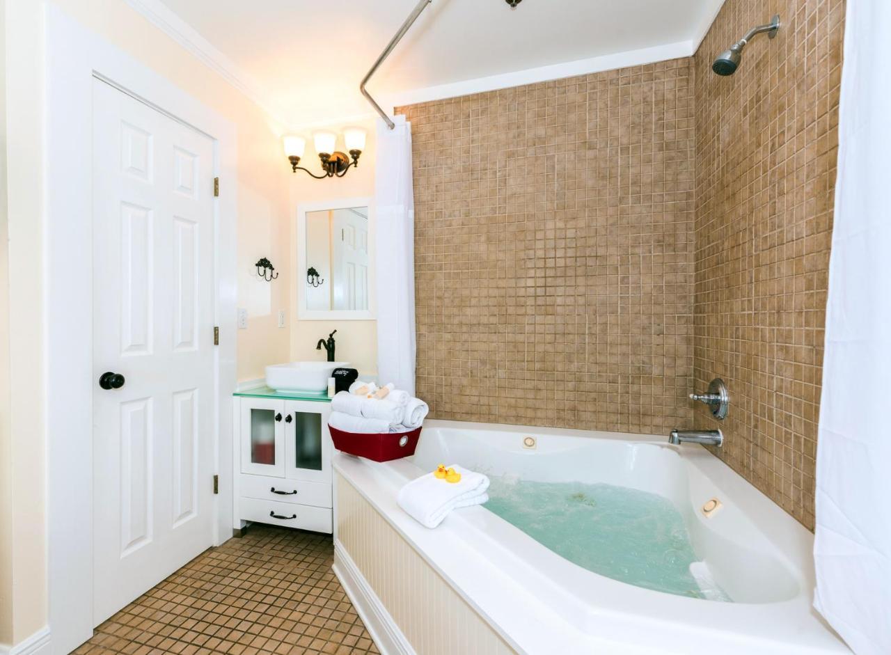 Bed & Breakfast 44 Spanish Street (adults Only)