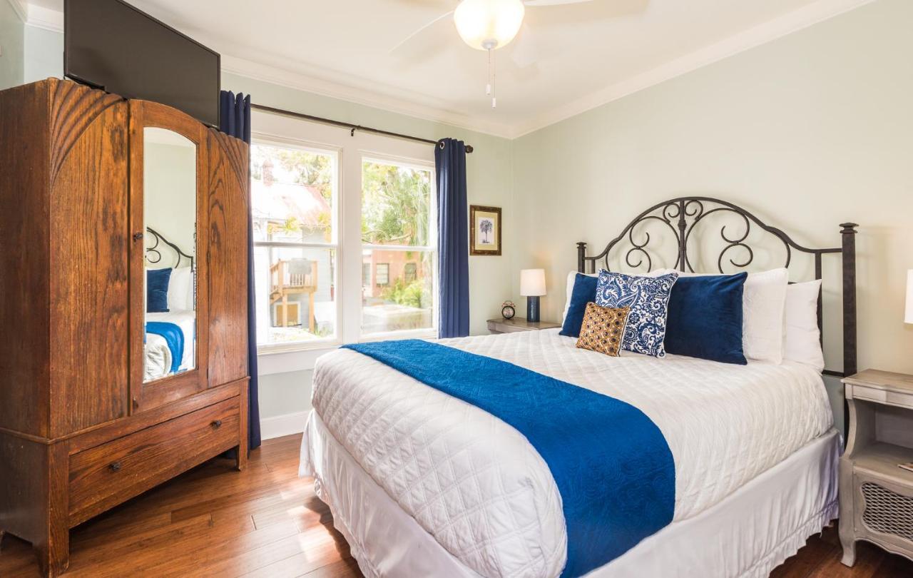 44 Spanish Street (adults Only) Bed & Breakfast