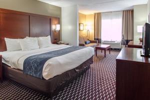 Spark By Hilton Historic District Hotel