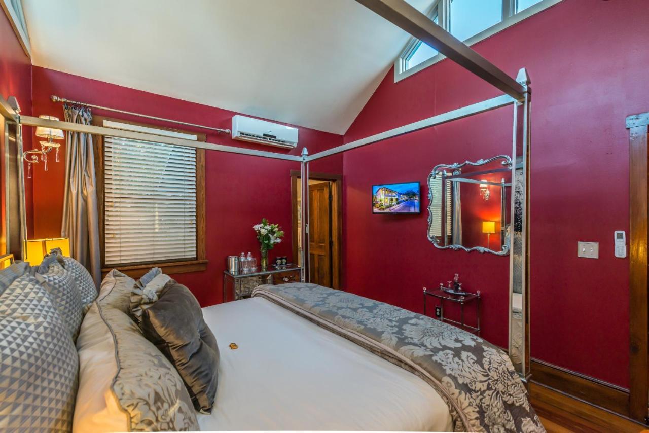 Carriage Way Adults Only - 21 Years Old And Up
