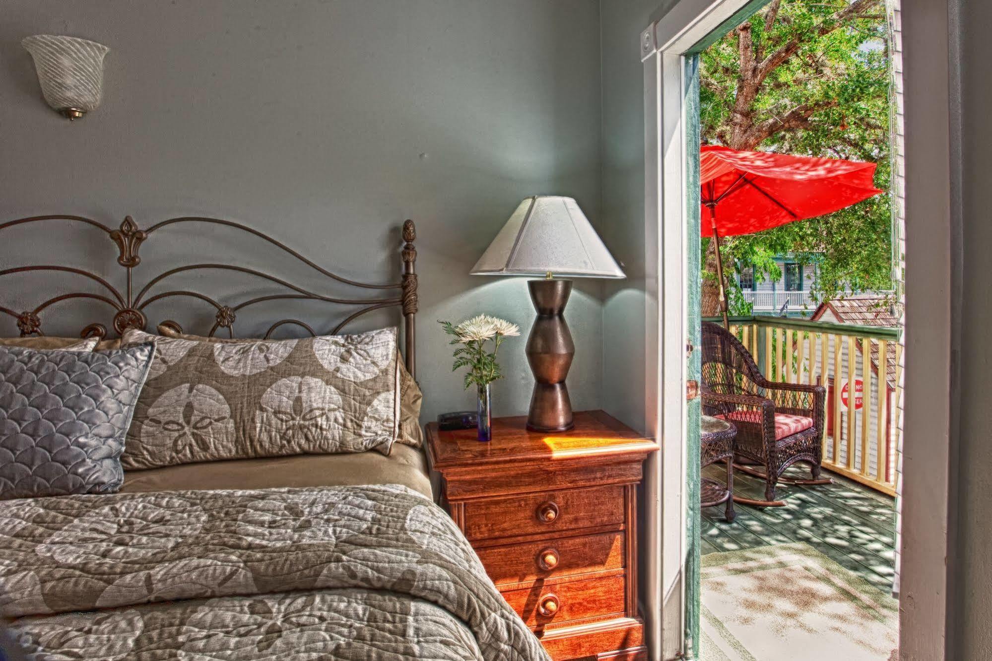 Agustin - - Adults Only Bed & Breakfast