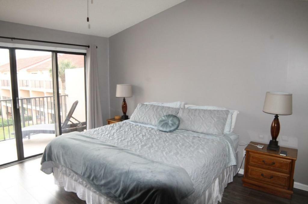 Sea Place 13239