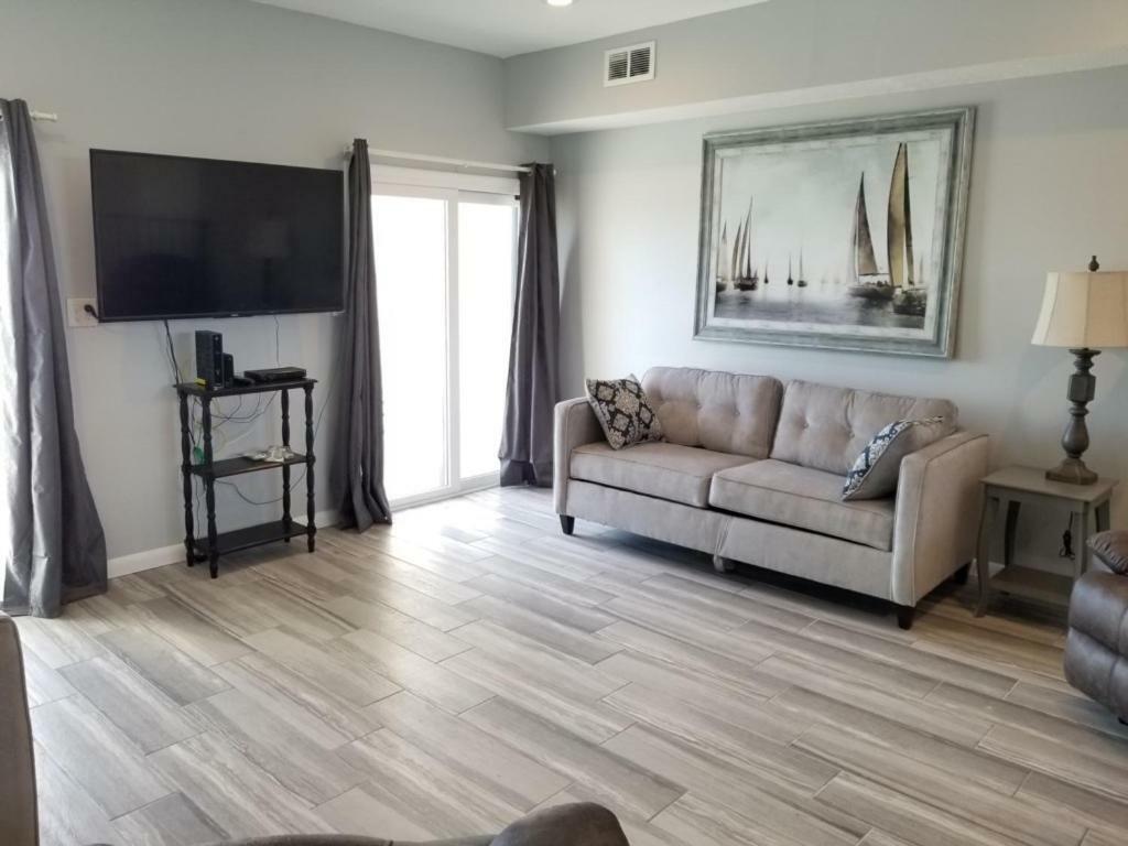 Apartment Pet Friendly Beachside